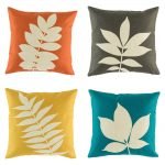 Set of 4 cushions with leaf print