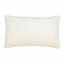 Cream rectangular pillow in velvet fabric