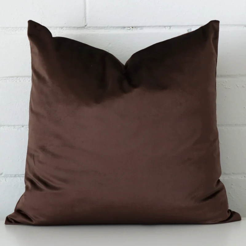 chocolate-brown-velvet-cushion-cover-sc1050-45b Lovely chocolate brown cushion made from velvet fabric and in an elegant square size.
