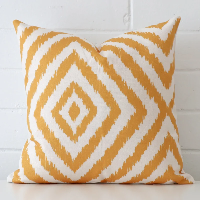 ジュノ　クッション Juno Gold Cushion Cover